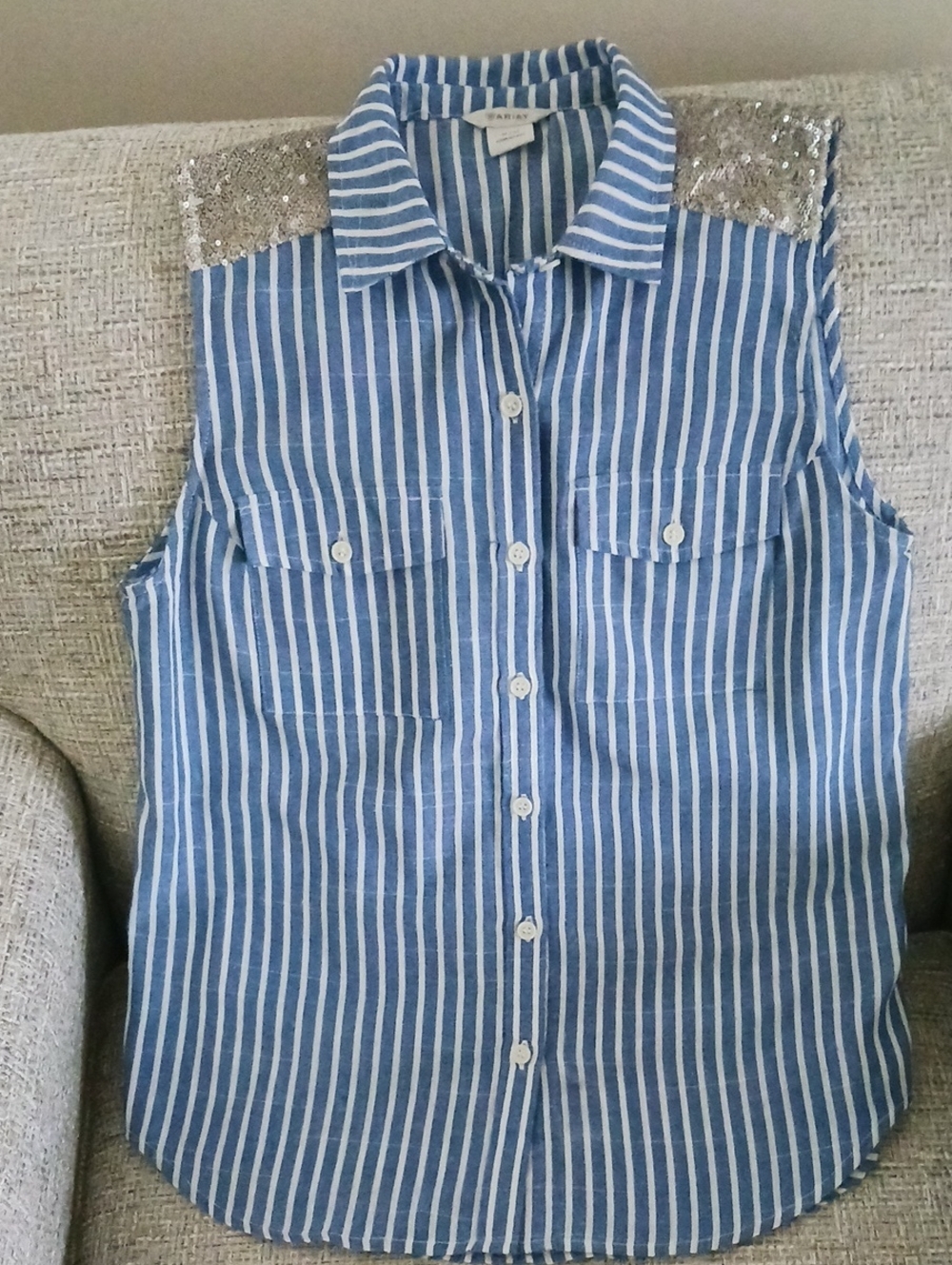 Ariat Sleeveless Shirt Button Down Collar Sequins Striped Blue White Gold M